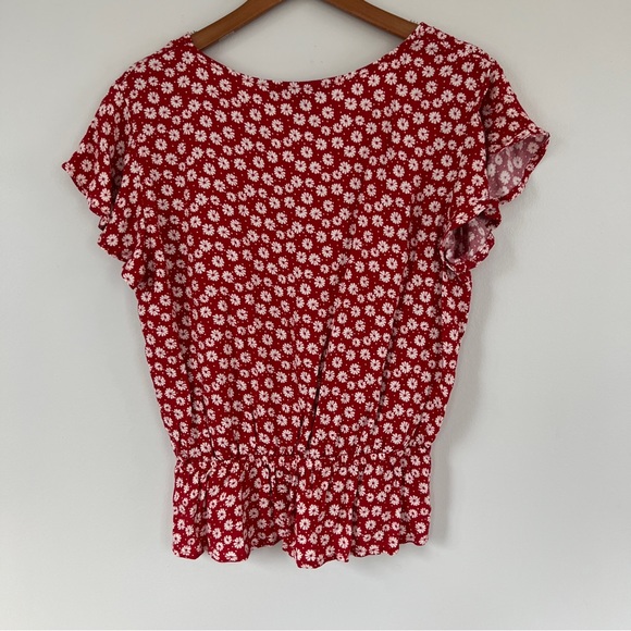 Red short sleeve top - Picture 4 of 4